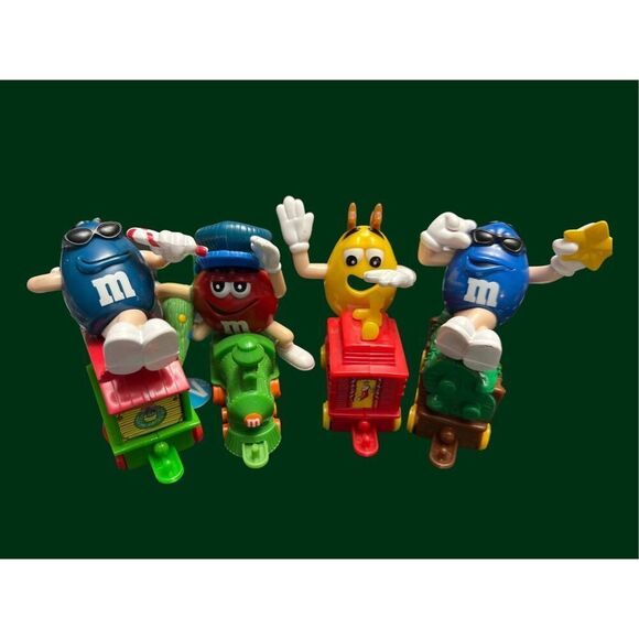 17 PC Vintage Mars M&M Train Christmas Candy Tube Topper Figures Christmas - Picture 3 of 5
